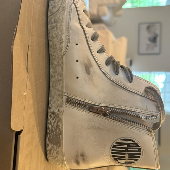 Golden Goose - Picture 2 of 4